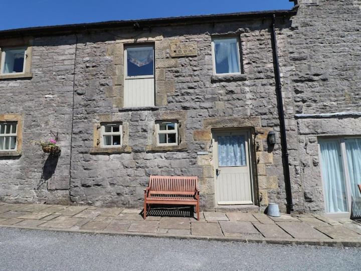 Wetton Barns Ashbourne (Derbyshire)